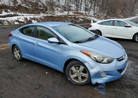 2012 Hyundai Elantra Gls z USA, uszkodzony, nr VIN KMHDH4AE6CU369837